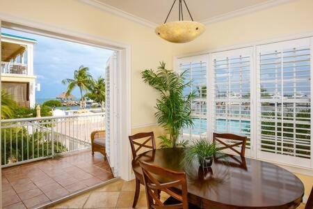 Grand Marina Suite -Waterfront Condo Cayo Hueso Exterior foto